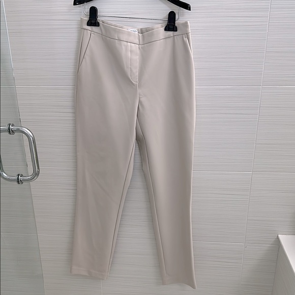 Chic & Comfortable! - Picture 4 of 9